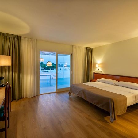 Iroco Hostal Cala D´Or 外观 照片